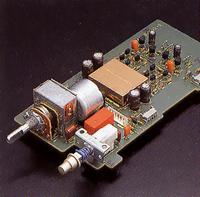 Current feedback type preamplifier section