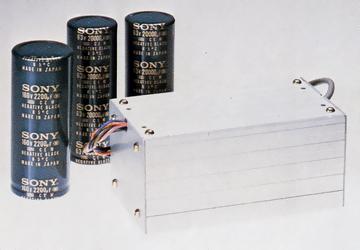 Pulsed power supply and electrolytic capacitor